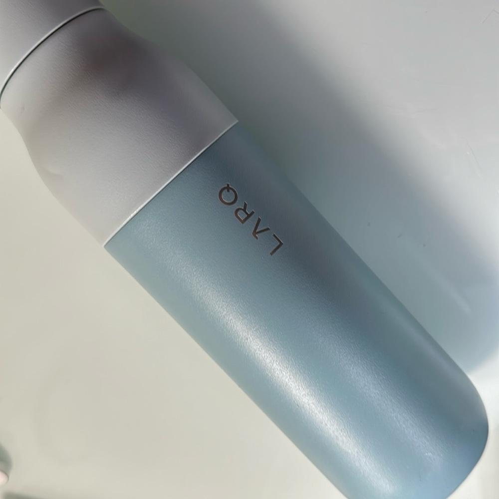LARQ PureVis Self Cleaning Insulated Water Bottle in Seaside Mint - 17oz